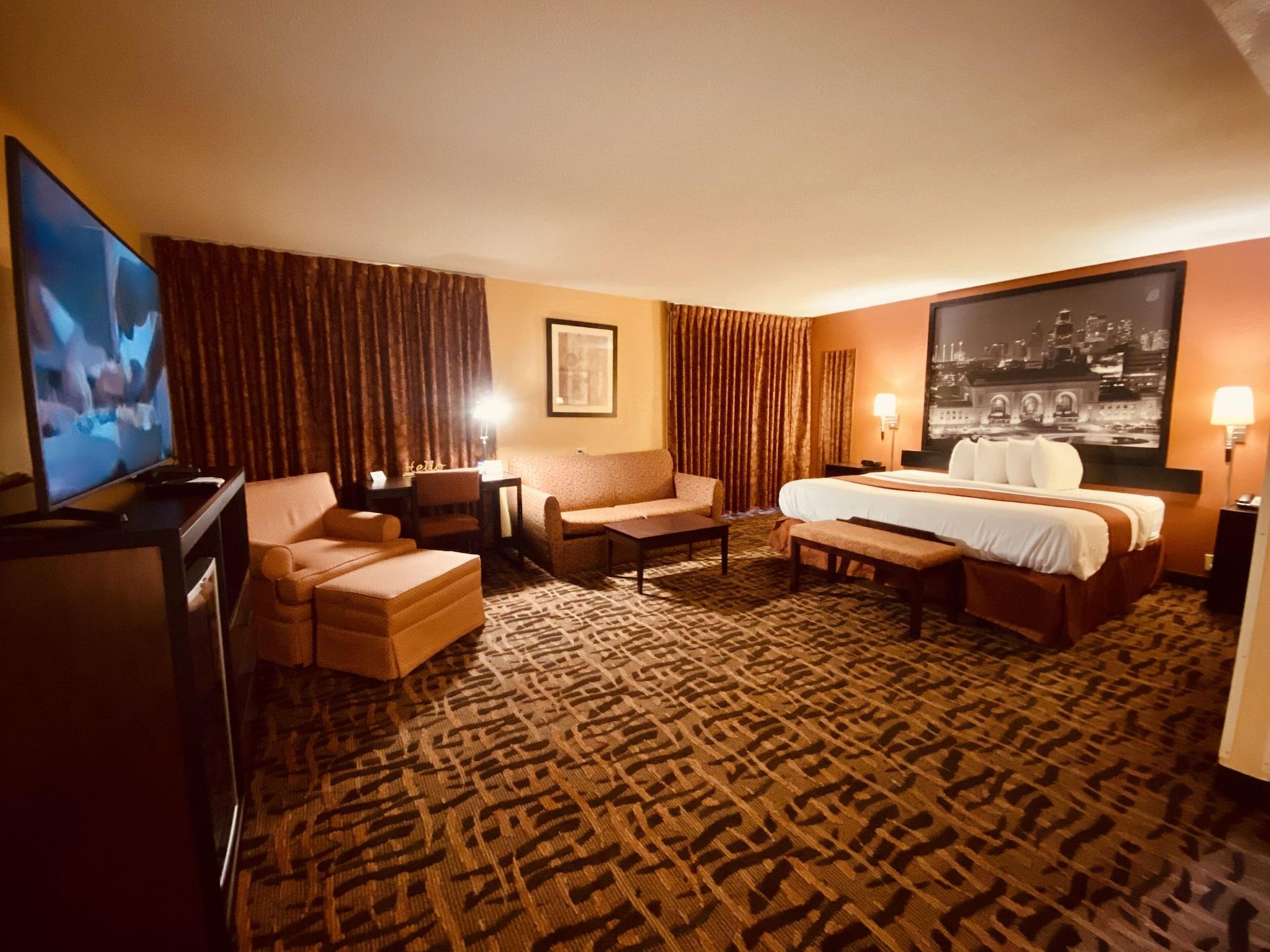 Super 8 By Wyndham Lawrence Ku Hotell Eksteriør bilde